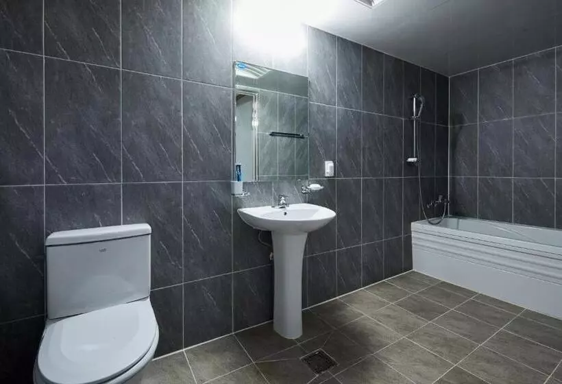 Buantreehotel Blackhouse