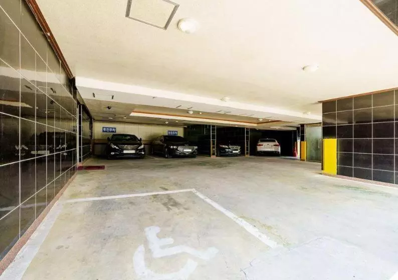 Buantreehotel Blackhouse