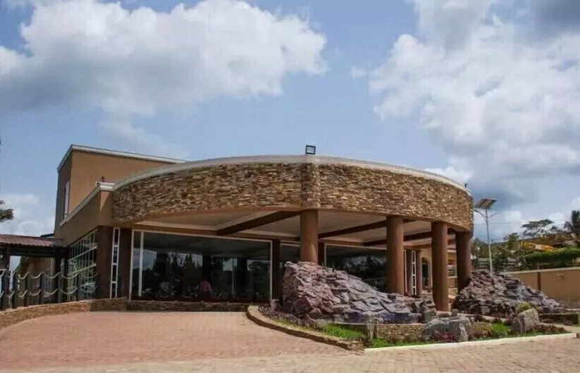 Hotelli Eagles Nest In.