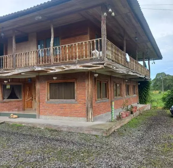 ホテル Finca La Esperanza