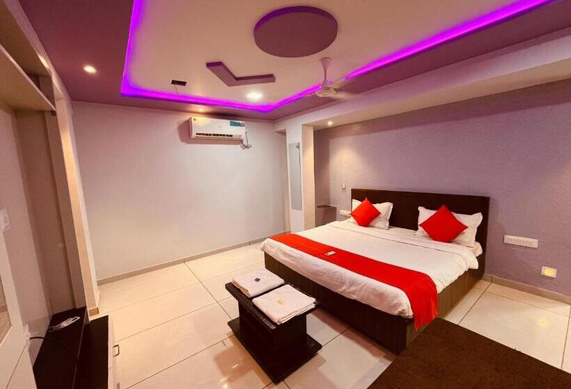 Hotel Lake View Dabhoi