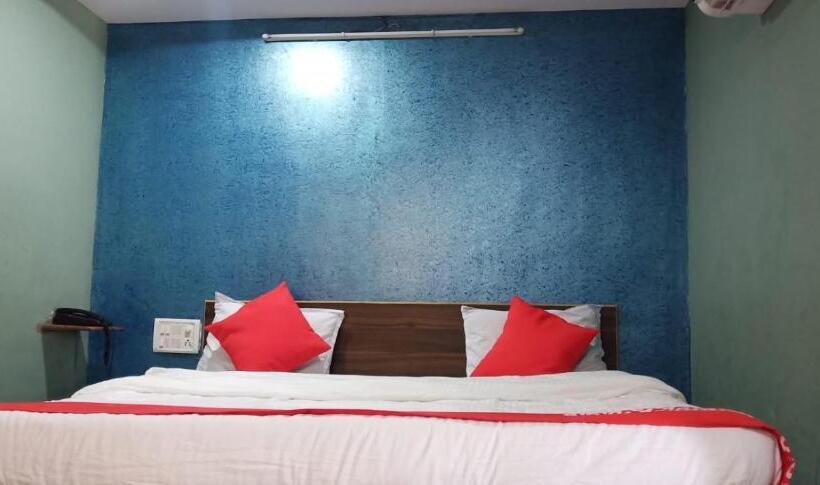 Hotel Lake View Dabhoi