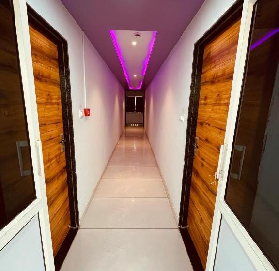 Hotel Lake View Dabhoi