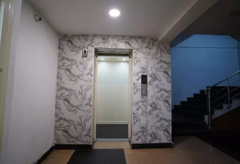هتل Lyf Corporate Suites   Peera Garhi