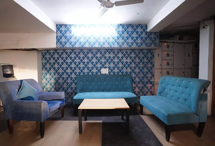 هتل Lyf Corporate Suites   Peera Garhi
