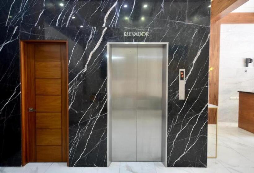 Отель Plaza Rioverde