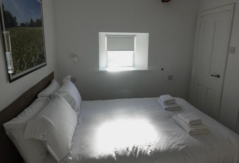 酒店 Redmire Village Pub