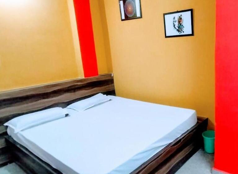 هتل The Rajkhowa Palace