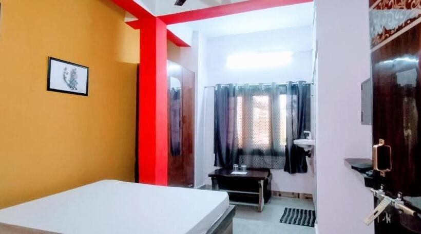 هتل The Rajkhowa Palace