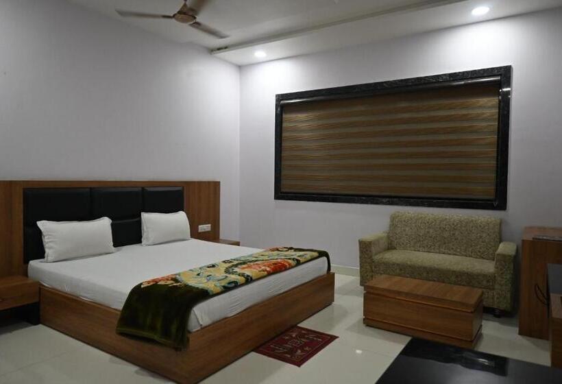 Hotel The Ritu S Resort