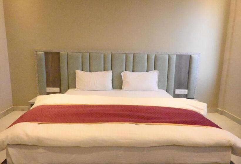 Hotel The Ritu S Resort