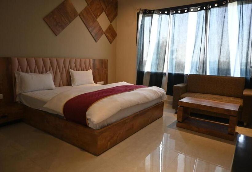 Hotel The Ritu S Resort