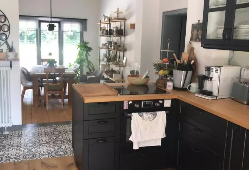 Ks Kotten Bed And Breakfast