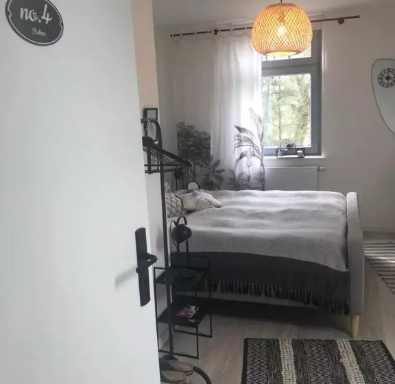 Ks Kotten Bed And Breakfast