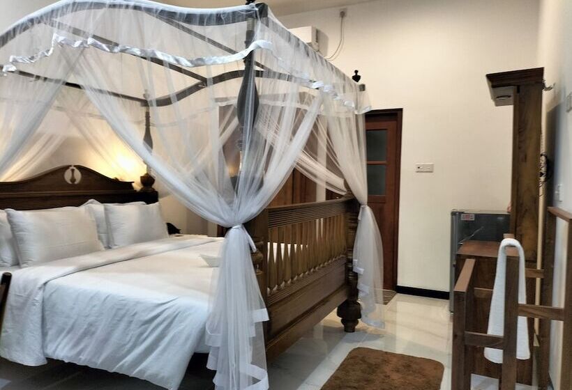 بنسيون Charika Villa