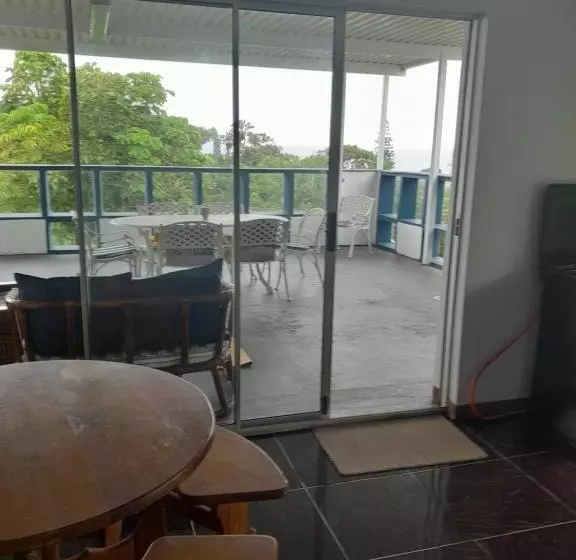 Majatalo Indaba Manor Guesthouse