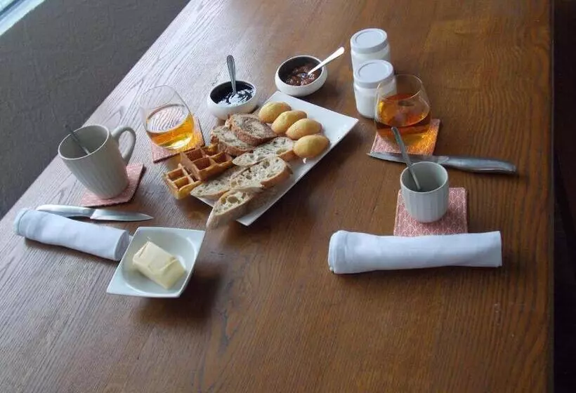 ペンション La Belle Campagne