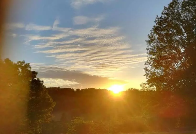 ペンション La Belle Campagne