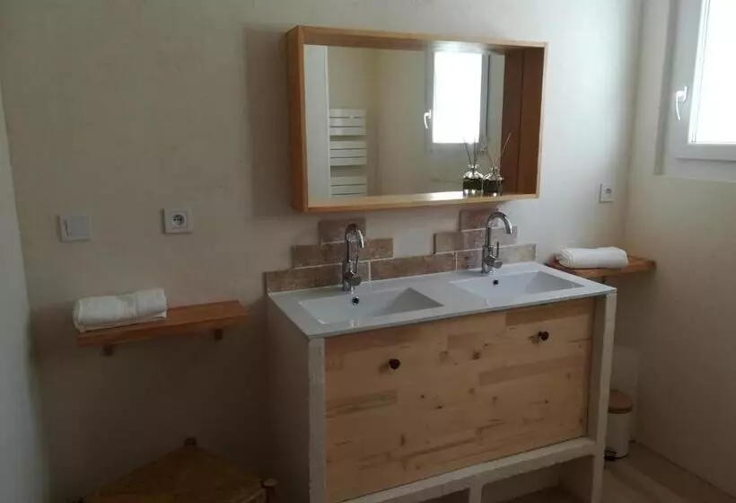 ペンション La Belle Campagne