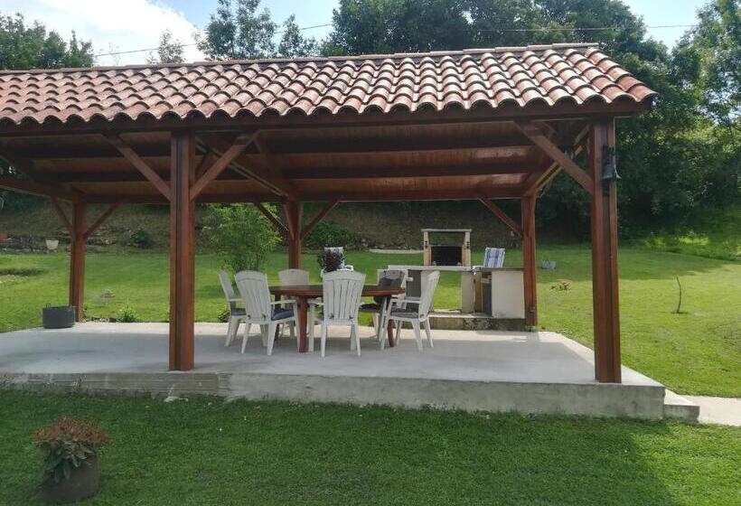 פנסיון La Belle Campagne