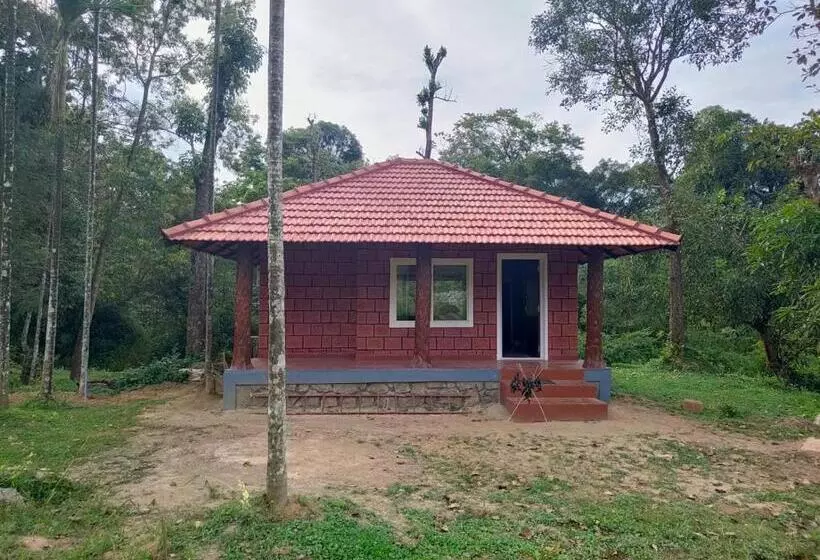ペンション Nature Spot Cottages Coorg