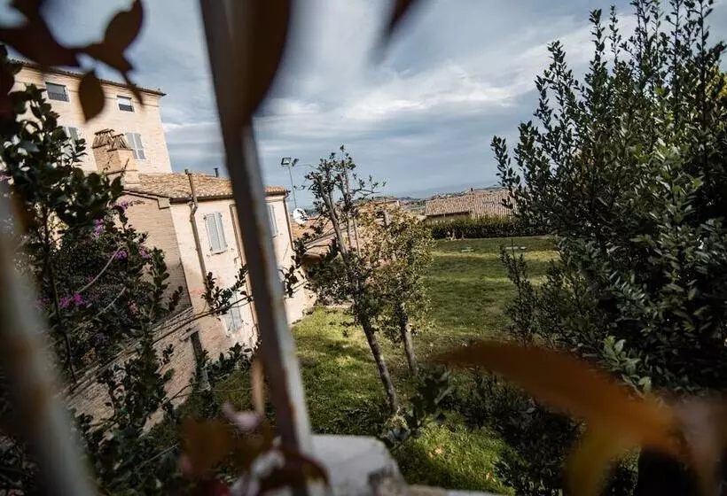 پانسیون Palazzo Capparucci   Dimora Storica