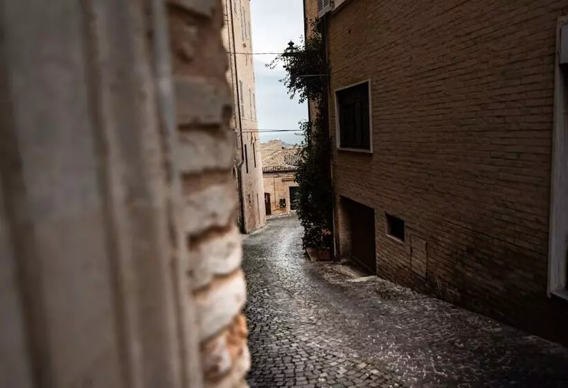 پانسیون Palazzo Capparucci   Dimora Storica