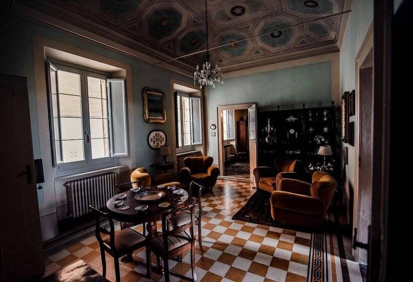 Пансион Palazzo Capparucci   Dimora Storica