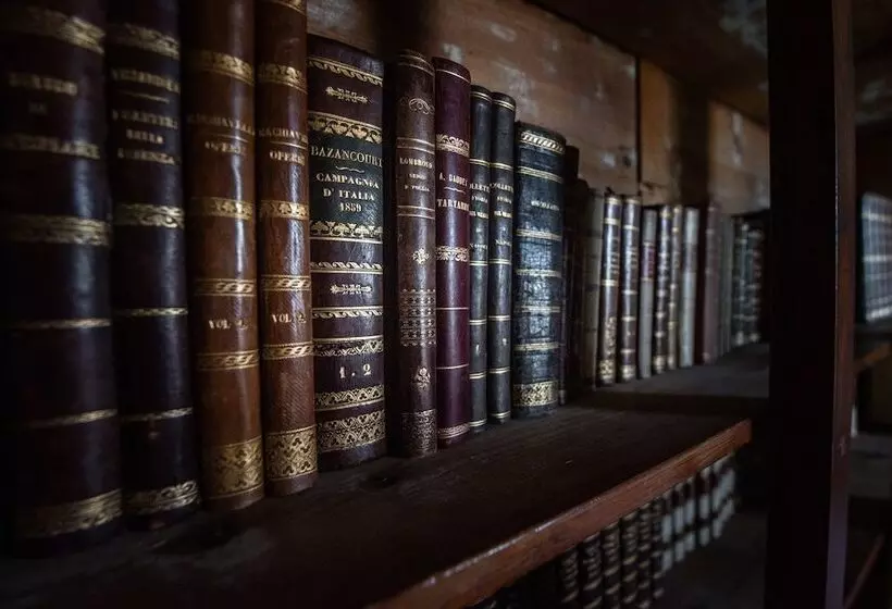 پانسیون Palazzo Capparucci   Dimora Storica