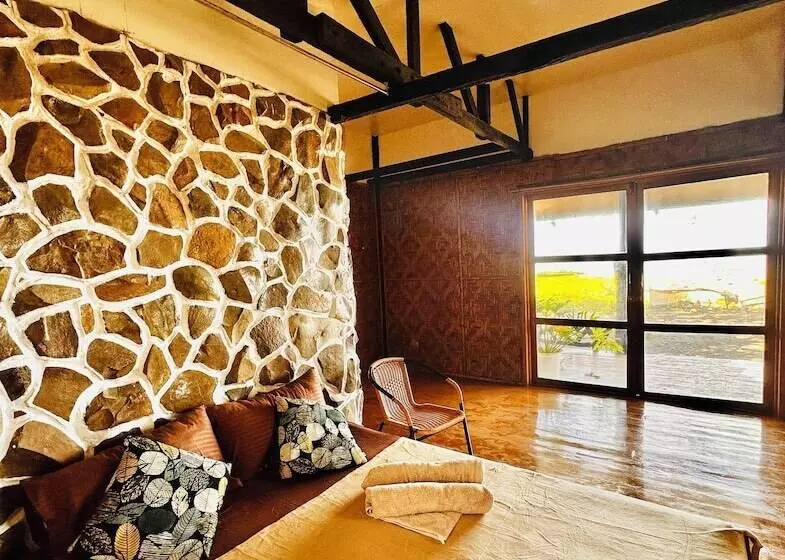 Playa Del Fuego Camiguin Beach Hostel & Resort