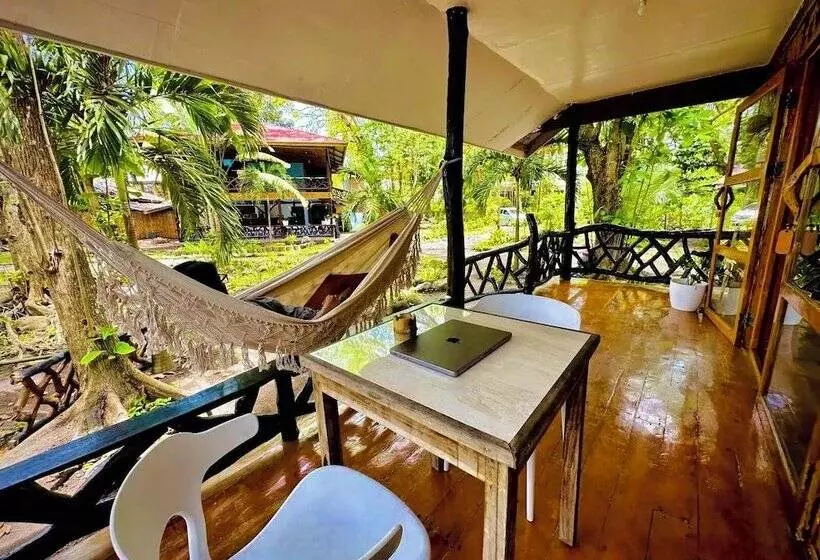 Playa Del Fuego Camiguin Beach Hostel & Resort