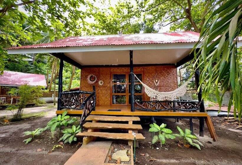 Playa Del Fuego Camiguin Beach Hostel & Resort
