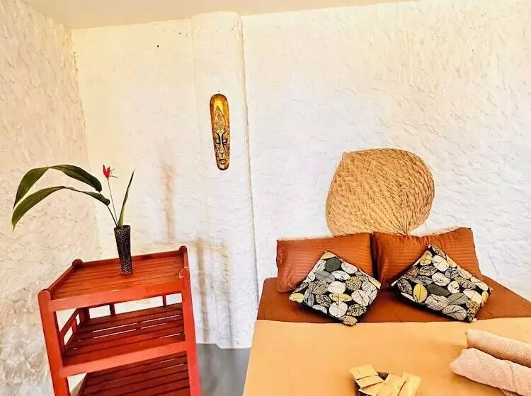 Playa Del Fuego Camiguin Beach Hostel & Resort