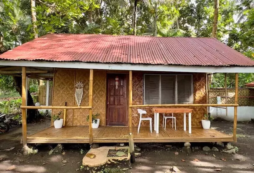 Playa Del Fuego Camiguin Beach Hostel & Resort