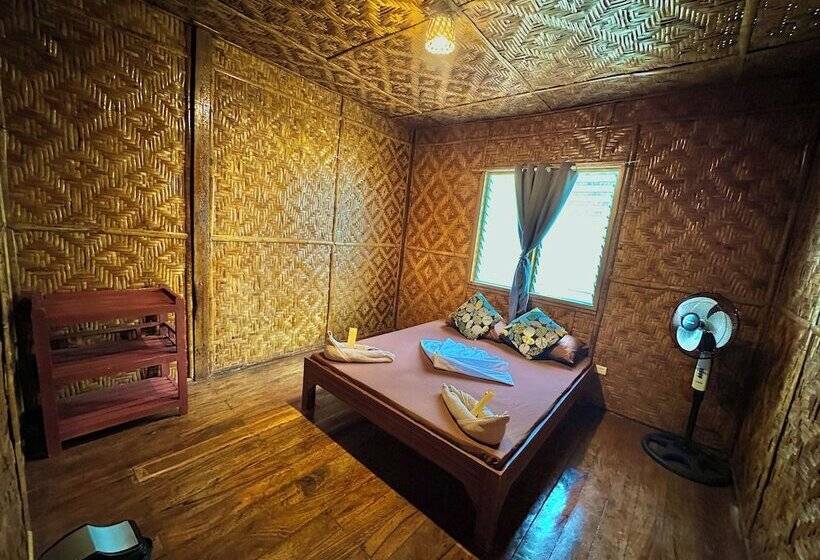 Playa Del Fuego Camiguin Beach Hostel & Resort