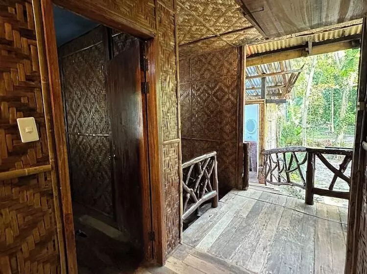 Playa Del Fuego Camiguin Beach Hostel & Resort