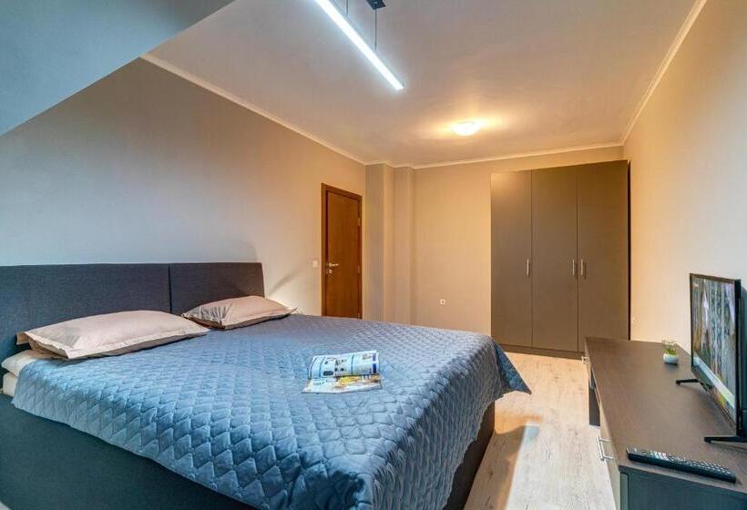 Dream View Apartments