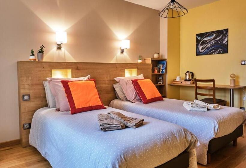 민박 L Hôte De La Couronne