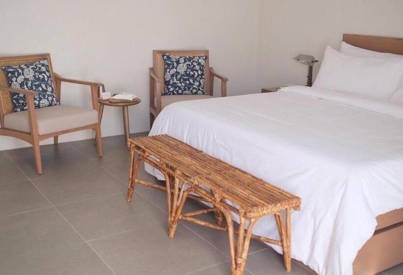 هتل Aginana Villas