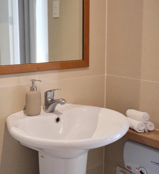 هتل Aginana Villas