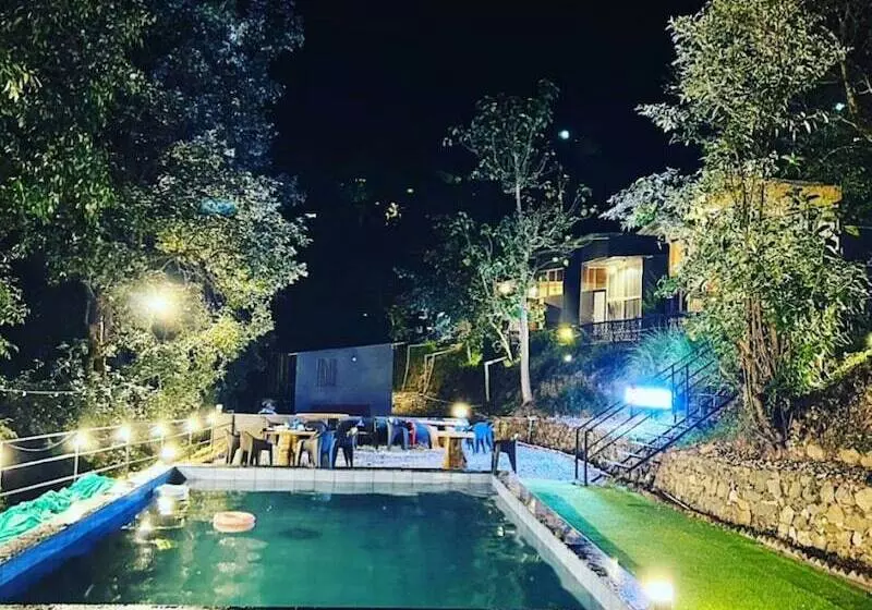 ホテル Arahnyam Pool Side Cafe & Resort
