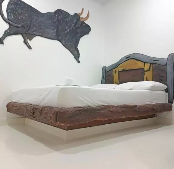 ホテル El Emperador