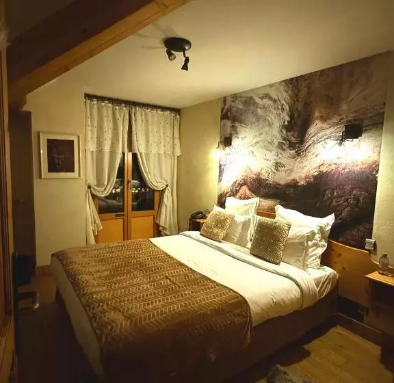 Hotelli Hôtel Le Jalouvre