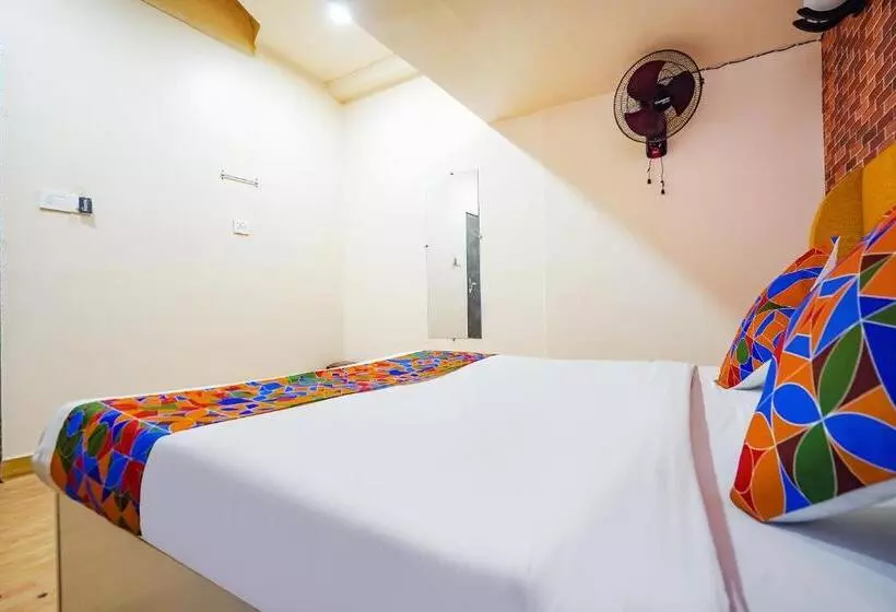 Fabhotel The Imperial Green