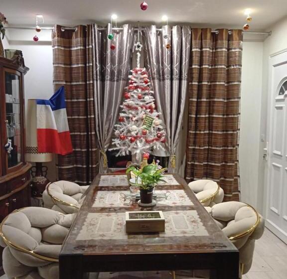 پانسیون Francis Xavier