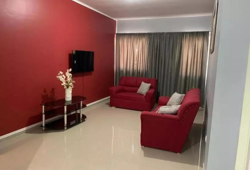 پانسیون J Martins Apart