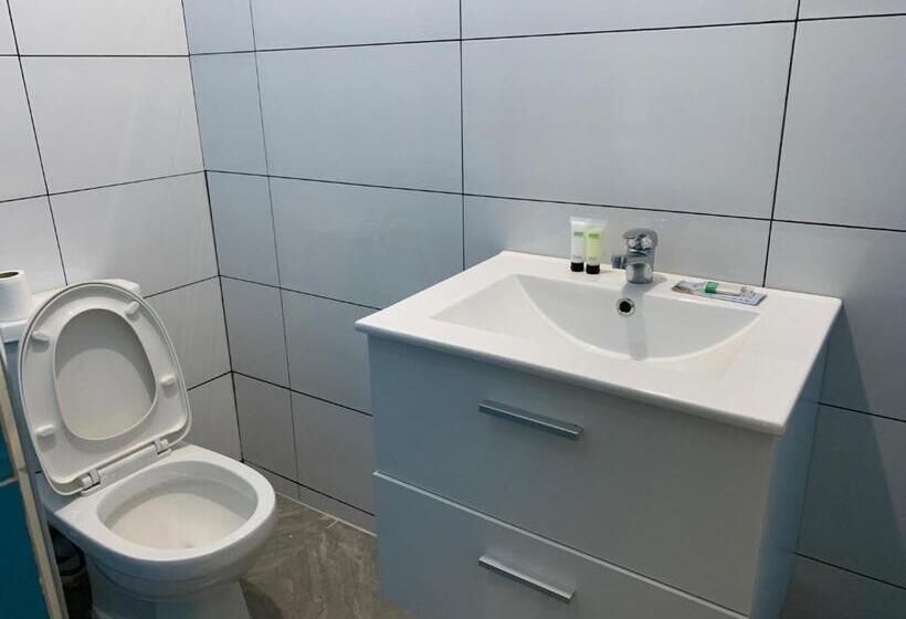 پانسیون J Martins Apart