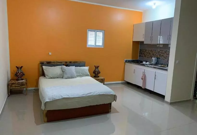 پانسیون J Martins Apart