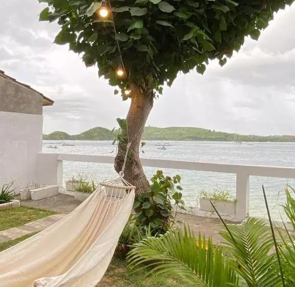 ペンション Surf Shack Grupuk