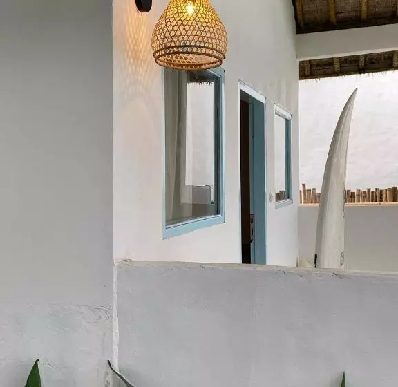 ペンション Surf Shack Grupuk